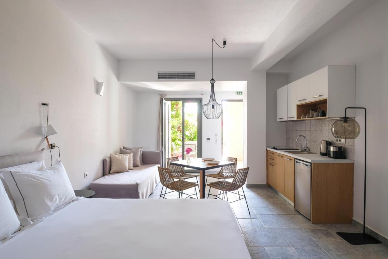 Margo Hotel